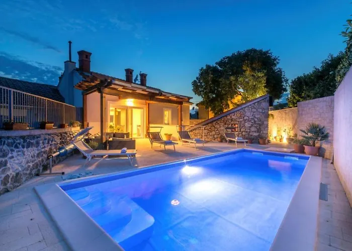 Beautiful Stella Blue In Novi Vinodolski